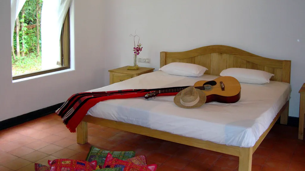 Second bedroom